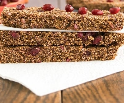 Front view of stacked puffed amaranth pomegranate bars