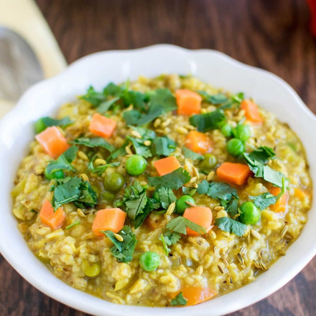 Masala Oatmeal | vegan + dairy free + breakfast | kiipfit.com