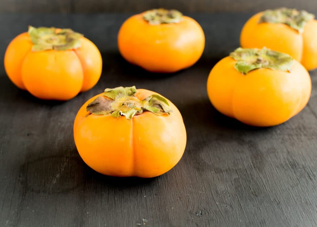 raw persimmons