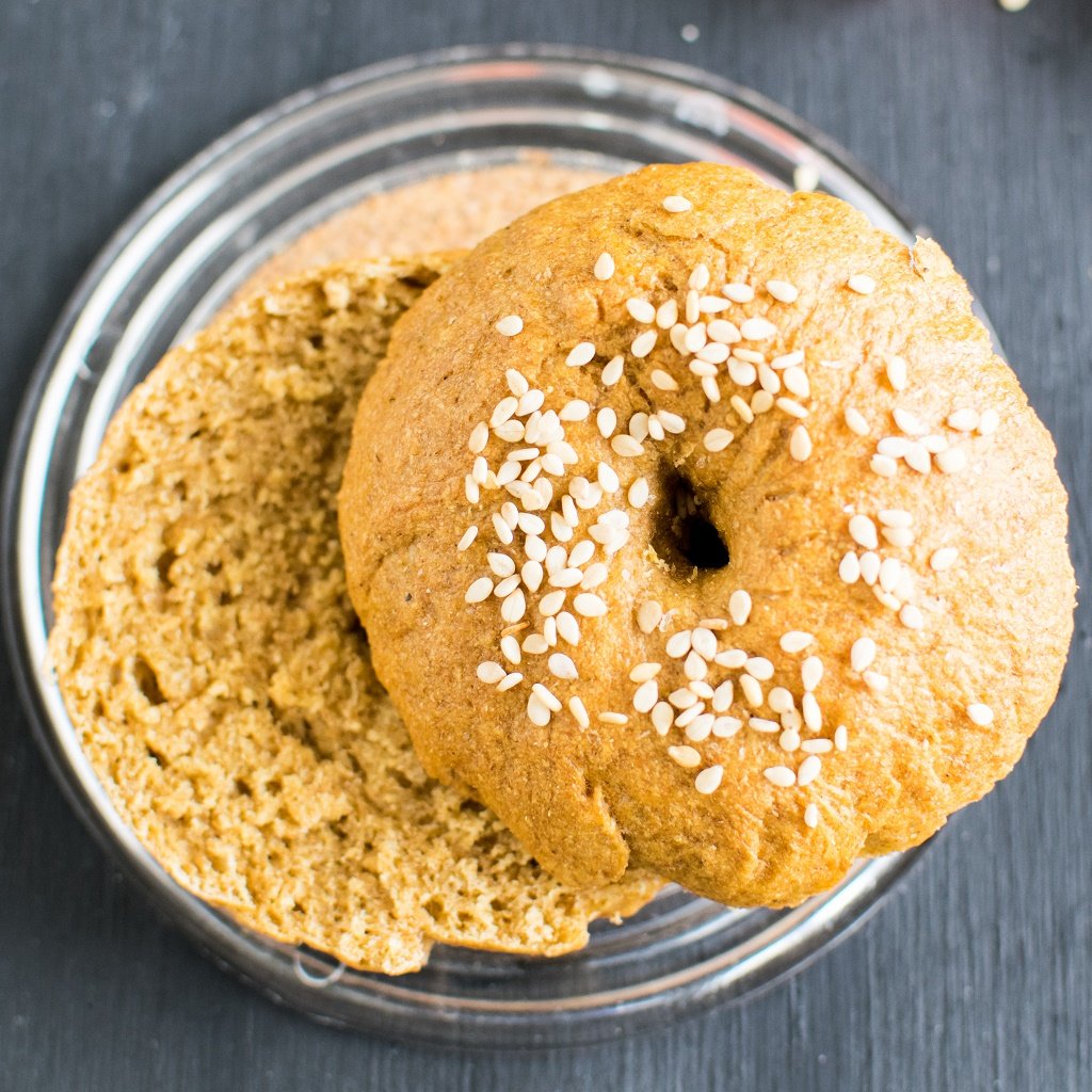 Top close up view of Habanero Cashew Sauce Bagels 