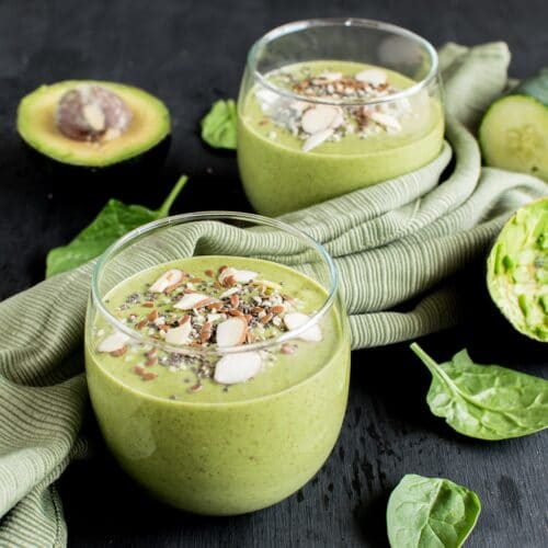 Superfood Matcha Smoothie Recipe - A Foodie Stays Fit