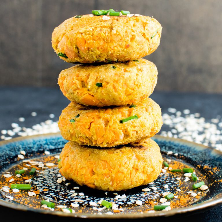 Carrot Oatmeal Breakfast Patties [ vegan + oil free ]