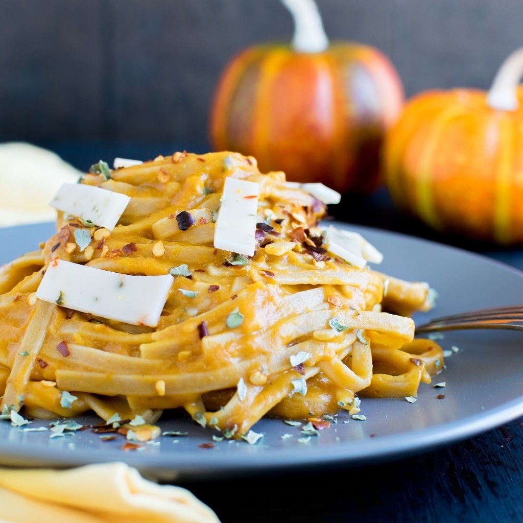 Vegan Pepper Jack Pumpkin Fettuccine in a grey serving plate