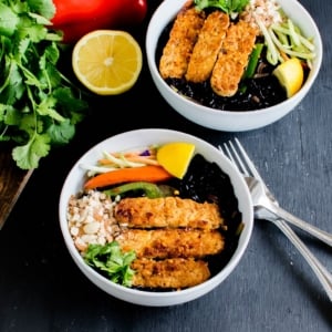 Black Rice Sriracha Tempeh Bowl is a vegan and gluten free meal for any week nights. It’s a wholesome delectable meal loaded with antioxidant and protein. It is high in fiber and is a medley of Asian flavors [ Vegan + GF ] kiipfit.com