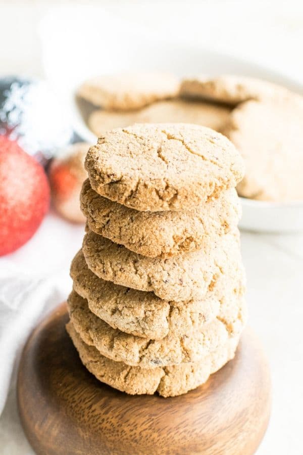 a front view of stacked vegan eggnog cookies.