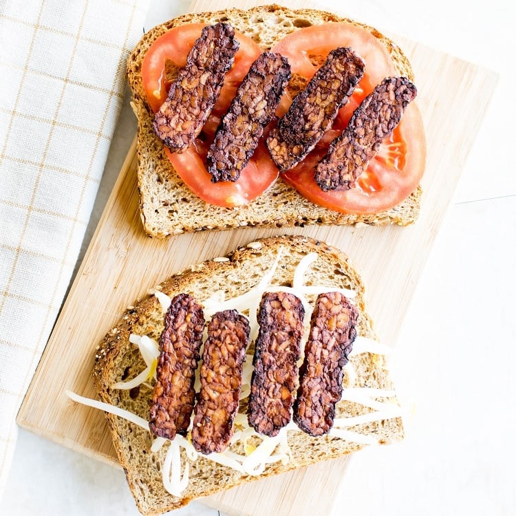 Baked, Crispy Tempeh Bacon