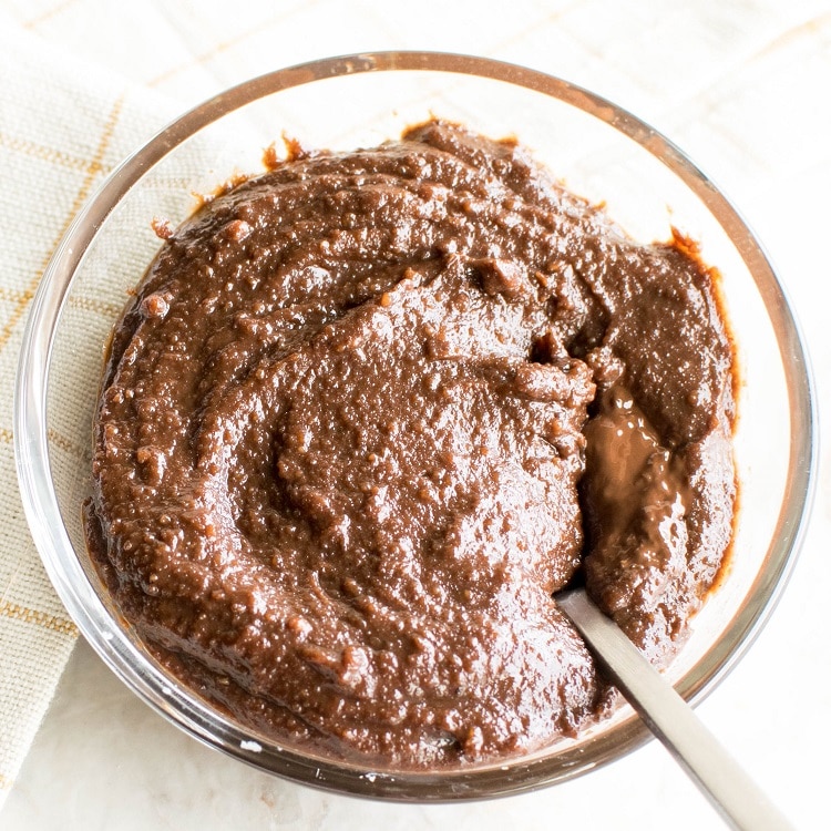 a close up look on vegan nutella in a serving bowl