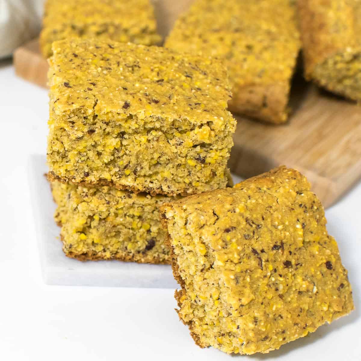 Vegan Cornbread | bread + snack + dairy free | kiipfit.com