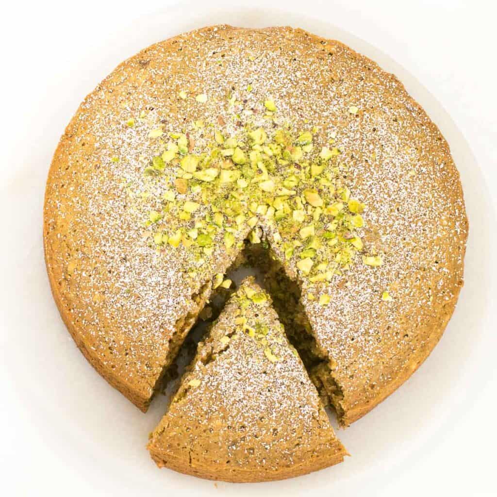 Top view of slicing pistachio cake recipe.