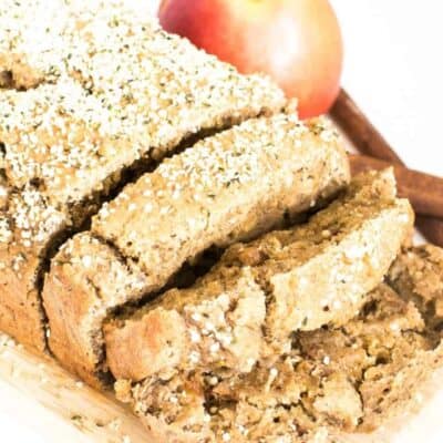 a close view of sliced applesauce bread.
