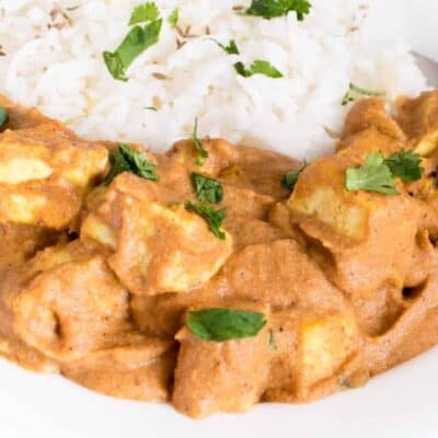 a 45 degree angle view of tofu tikka masala.