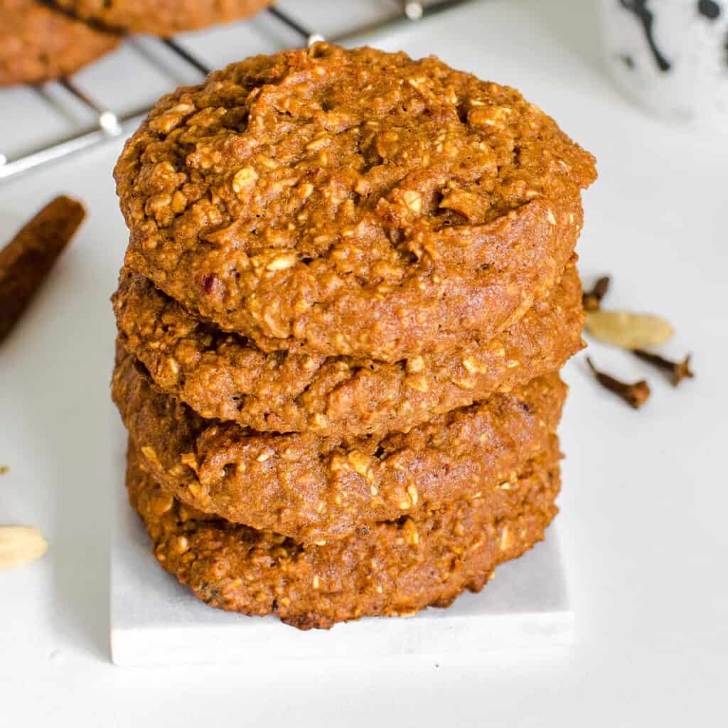 front view of stacked chai cookies.