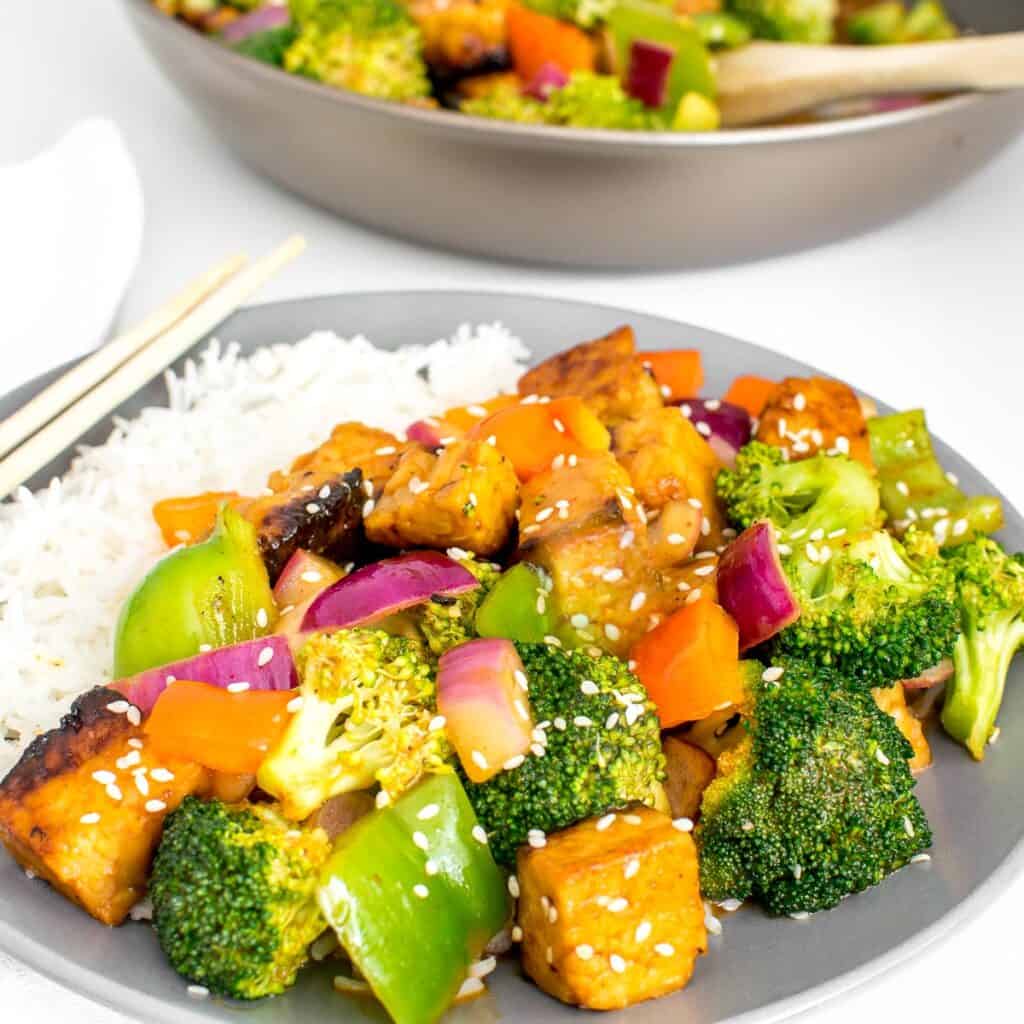 a front view of tempeh stir fry.