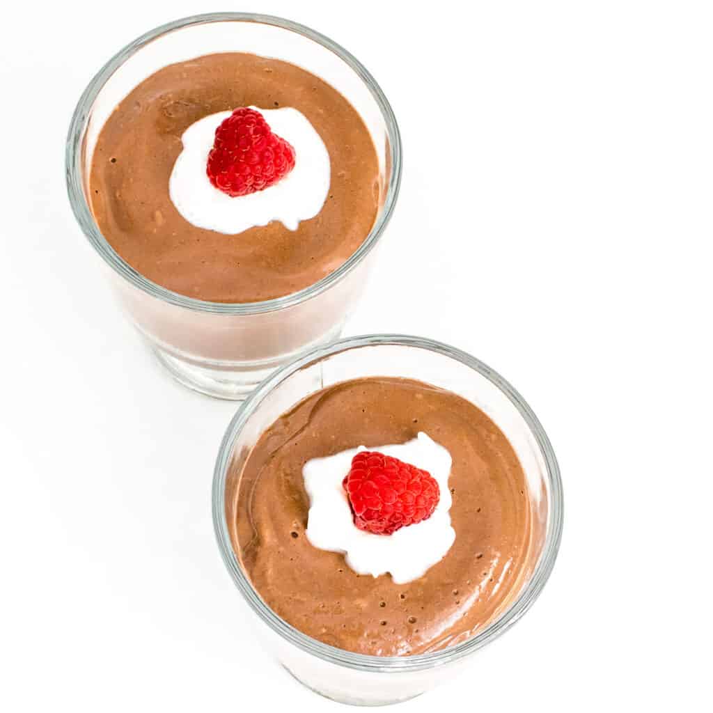 top view of vegan chocolate mousse in the serving glasses.