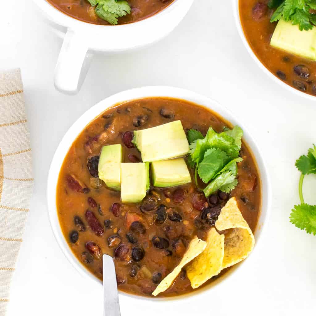 served instant pot vegan chili.