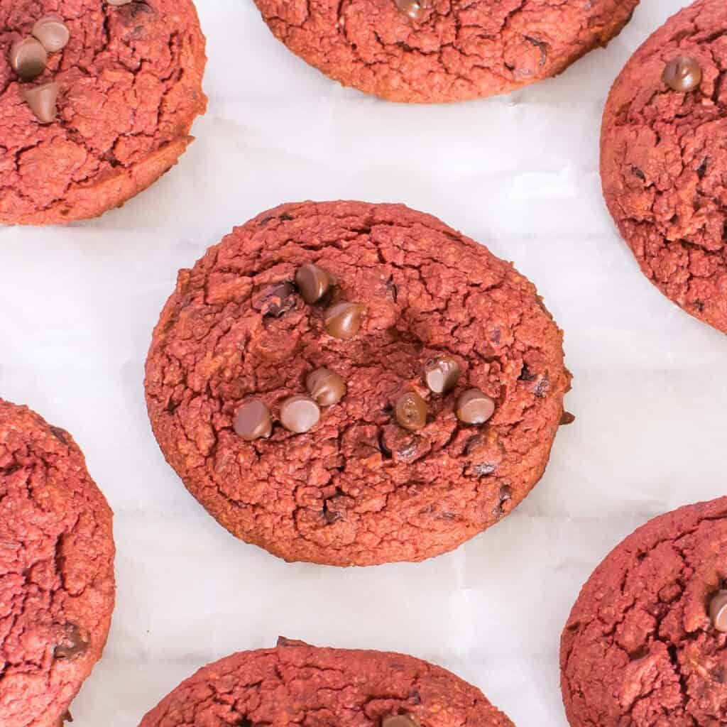 vegan red velvet cookies on the cooling. 
