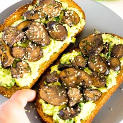 cropped-mushroom-toast15.jpg