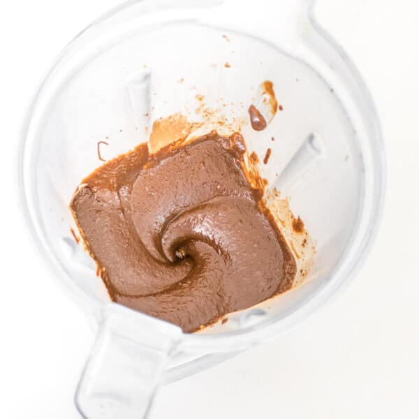 Easy Vegan Chocolate Pie (No Tofu) - kiipfit.com