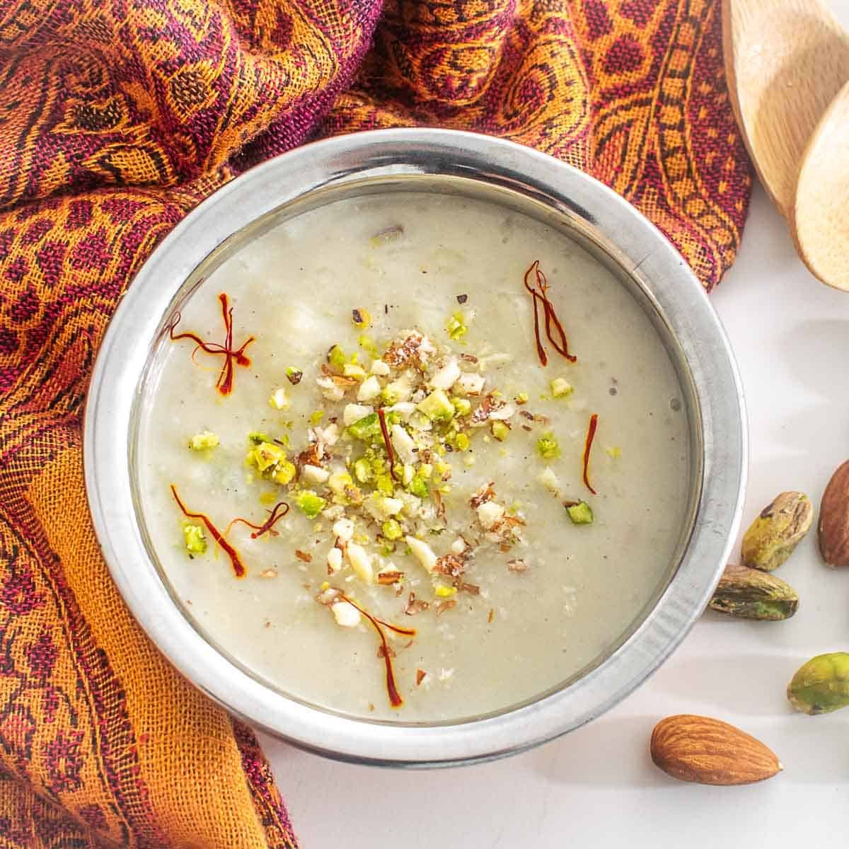 top view of the served Indian rice pudding.