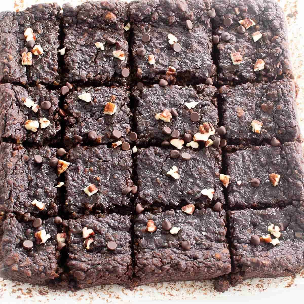 top view of sliced brownie pieces.